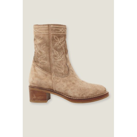 Limited Edition Ella Suede Boots | Camel In Stock