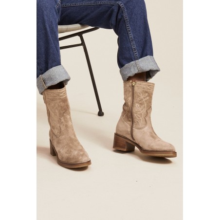 Limited Edition Ella Suede Boots | Camel In Stock