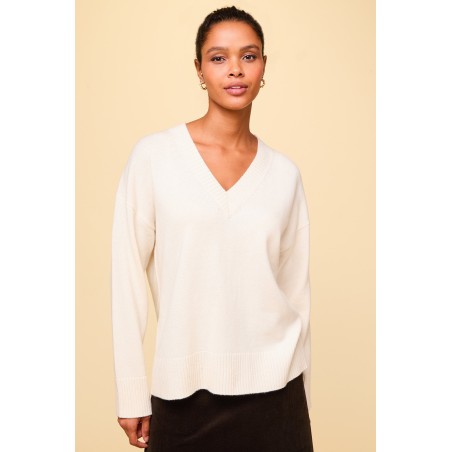 Limited Edition Merino Wool Relaxed V Neck Jumper | Cream Hot New Item