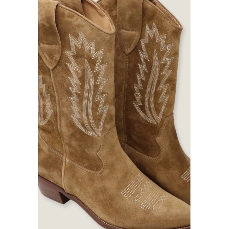 Limited Edition Camilla Cowboy Boots | Camel New Stock